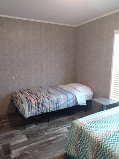 Lake Point Motel Марблхед Экстерьер фото
